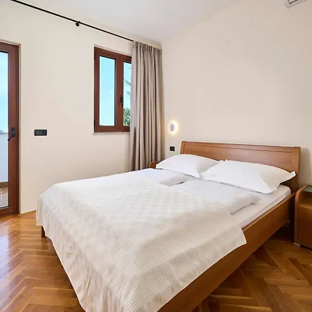 Apartmán And Dobravac *